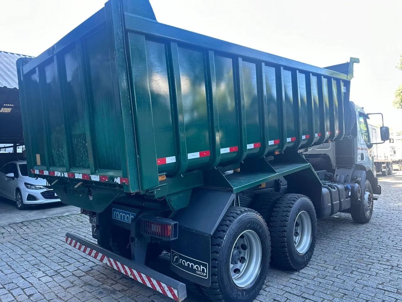 VOLVO VM 270 BÁSCULA BO-BLOCO 14M - Foto 5