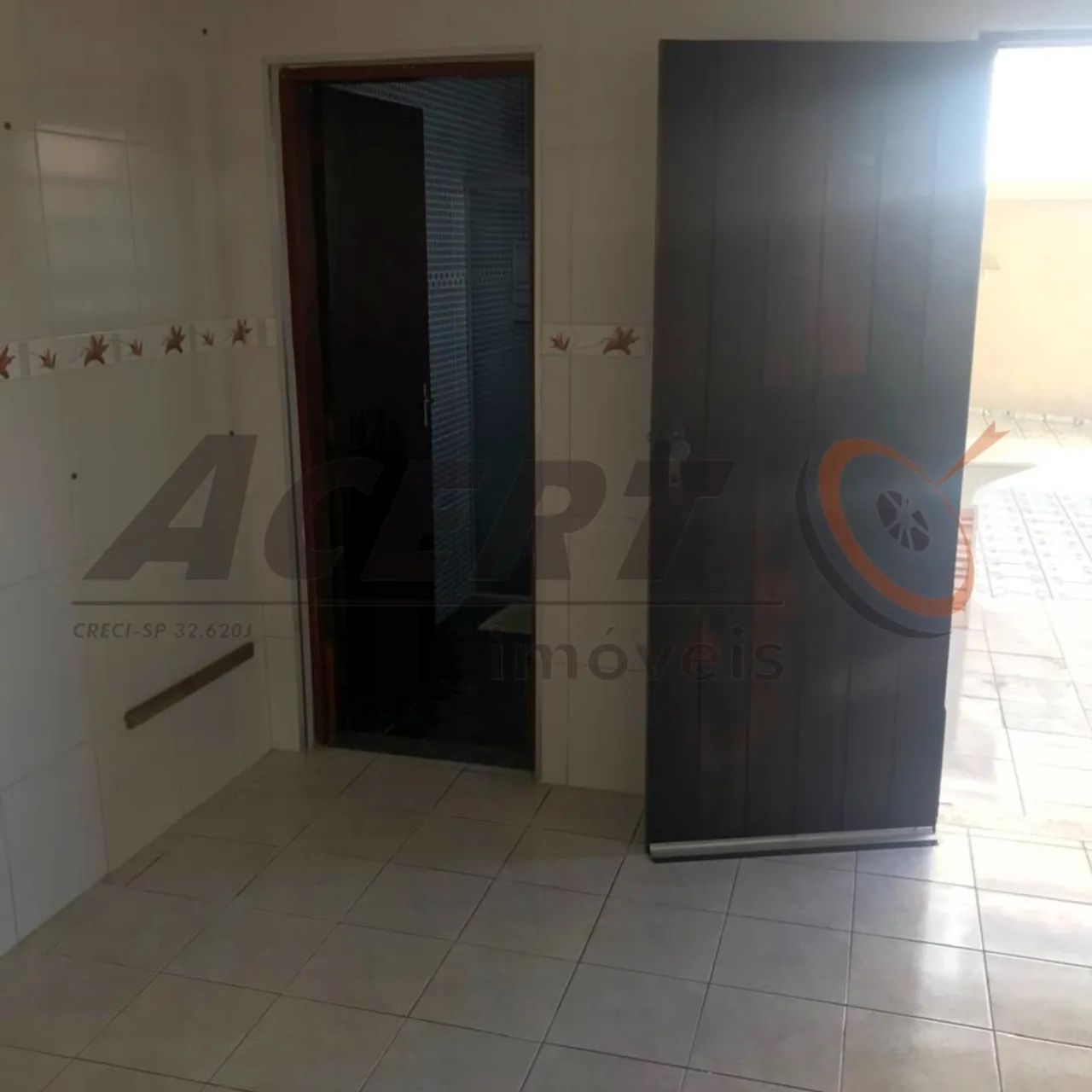 CASA ESPAÇOSA E AREJADA, 3 DORMITÓRIOS - TREMEMBÉ - Foto 3