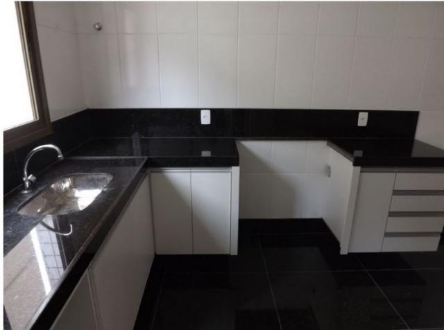 Apartamento de luxo com 04 quartos, suite 03 vagas elevador.