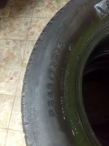 4 Pneus Michelin usados 245/70 R16 por R$390,00 - Foto 3