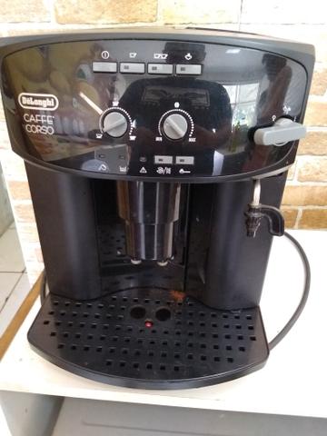 Máquina de Café Espresso DeLonghi Superautomática ESAM 2600 - Delonghi