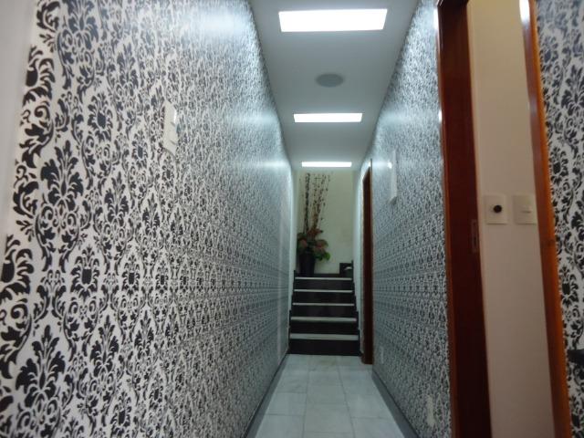 Excelente casa triplex com piscina - Foto 7