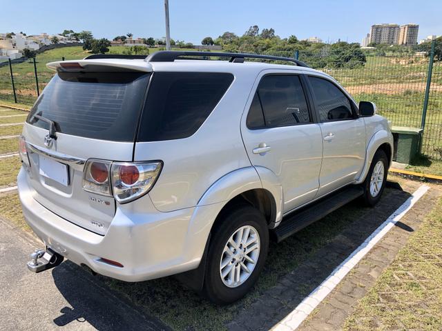 Hilux Sw4 3.0 Srv Diesel automático 4x4 - 2012 - Foto 6
