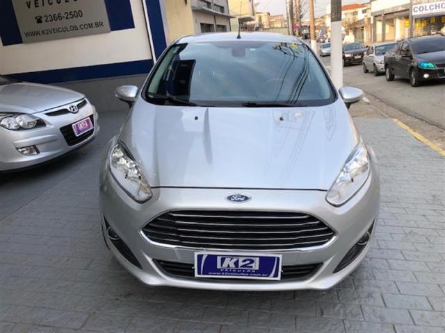 FORD FIESTA 1.6 TITANIUM HATCH 16V FLEX 4P POWERSHIFT