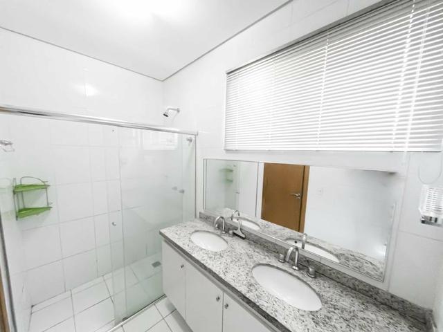 Casa em condomínio próx Centro Político e PGE