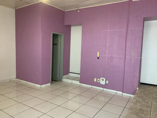 Aluga-se ou vende-se casa/comercial bairro Baú - Foto 2