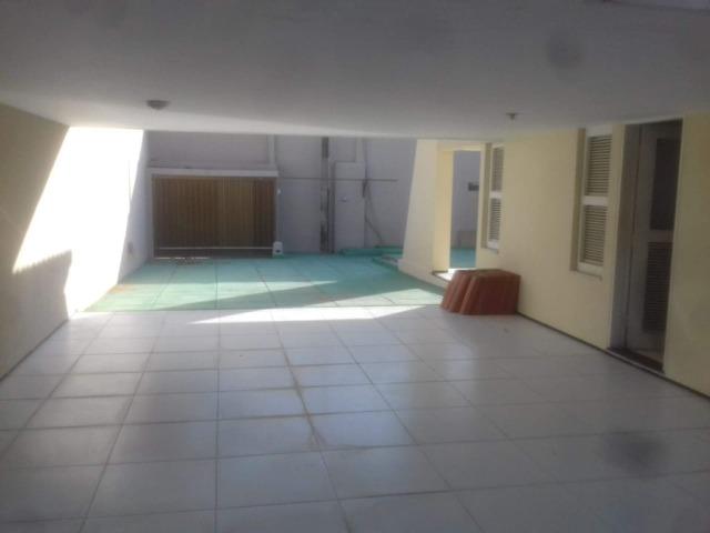 Duplex no Lago Jacarey, 9 Quartos, 7 Suítes, DCE, Piscina, Terreno 18 X 30, Rua Privativa - Foto 8