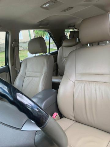 Toyota Hilux SW4 Muito Nova 7 lugares 2013 - Foto 12