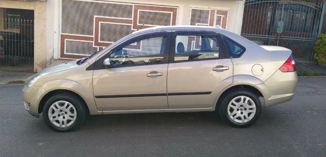 Ford Fiesta Sedan 1.6 Flex 4p - Foto 8