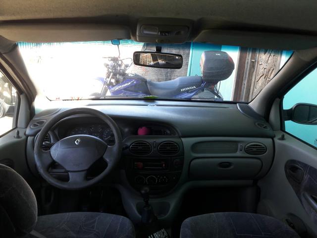 Vendo ou troco scenic legalizada - Foto 6