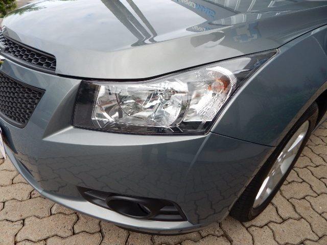 Cruze Sedan LT 1.8 Bancos em Couro/Multimidia Caska - Foto 11