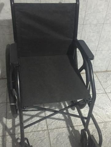 Cadeira de rodas - Foto 2