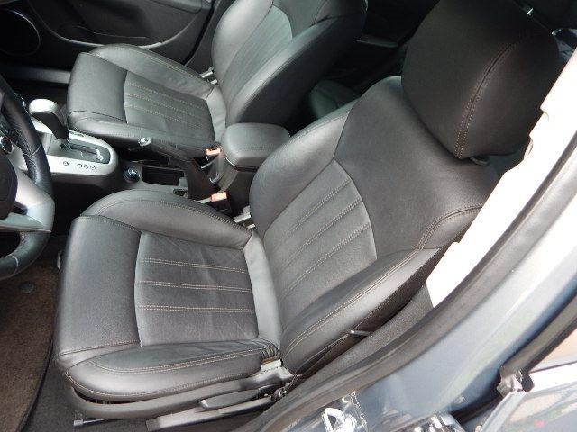 Cruze Sedan LT 1.8 Bancos em Couro/Multimidia Caska - Foto 14