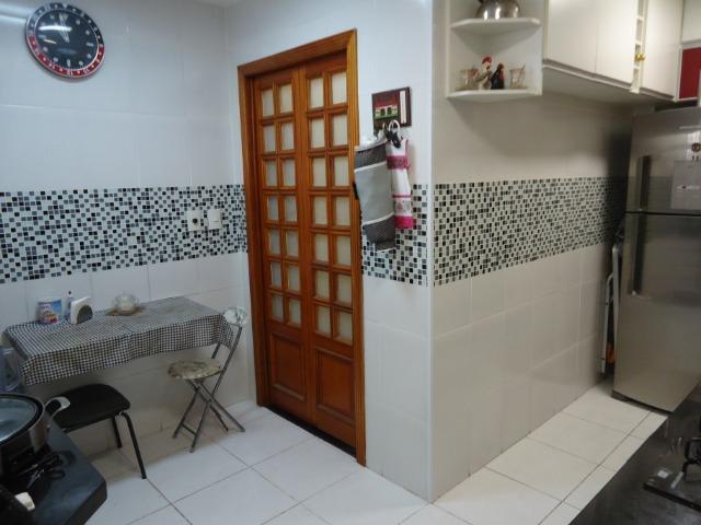 Excelente casa triplex com piscina - Foto 4