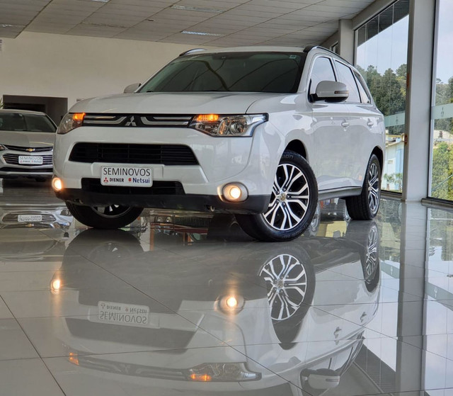 OUTLANDER 2.0 160CV AUTOMÁTICA 2015 - Foto 12