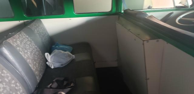 Vende-se Kombi - Foto 2