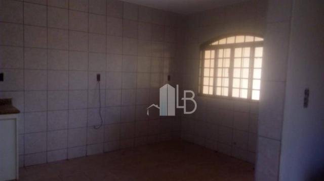 Casa com 3 dormitórios para alugar, 90 m² por R$ 2.000,00/mês - Santa Mônica - Uberlândia/ - Foto 5