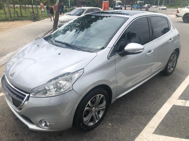 Peugeot 208 1.6 16v Griffe Flex Aut. - 2015 - Foto 2