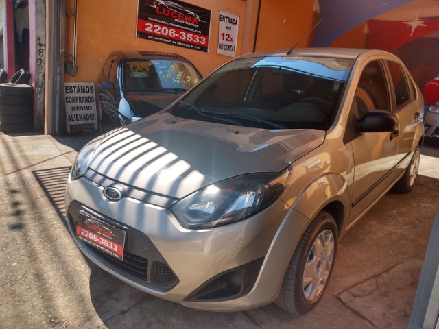 FIESTA SEDAN 1.6
