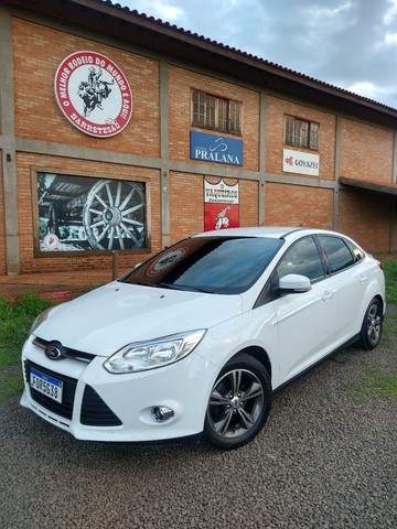 FORD FOCUS 2014 AUTOMÁTICO TODO REVISADO. WATS *