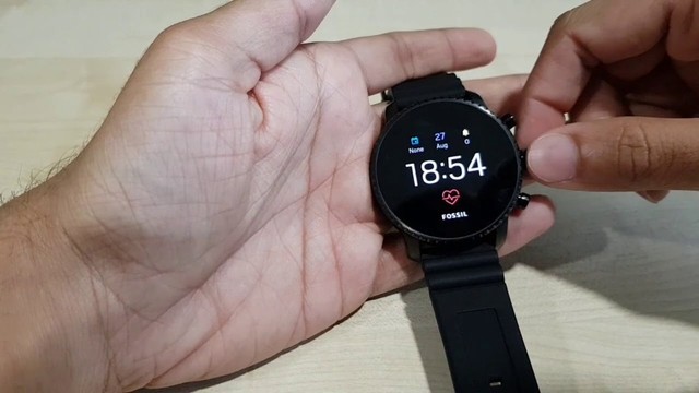 smartwatch generation 4