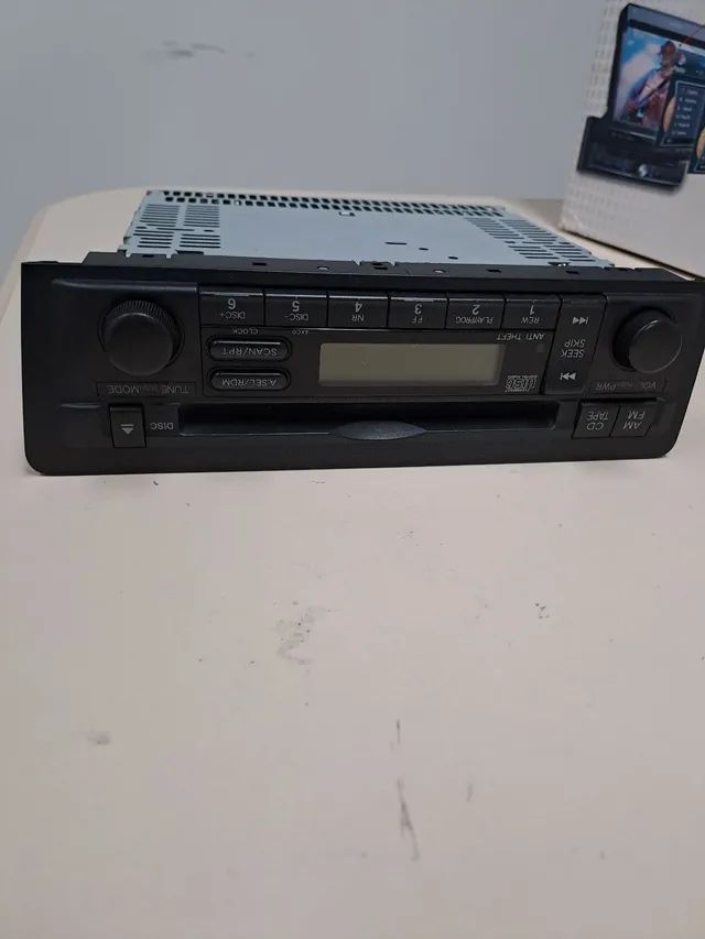 DVD PLAYER SP655I DTV ? LCD 7 RETRÁTIL ? USB ? TV DIGITAL ? AUX FRONTAL ? BLUETOOTH - Foto 4