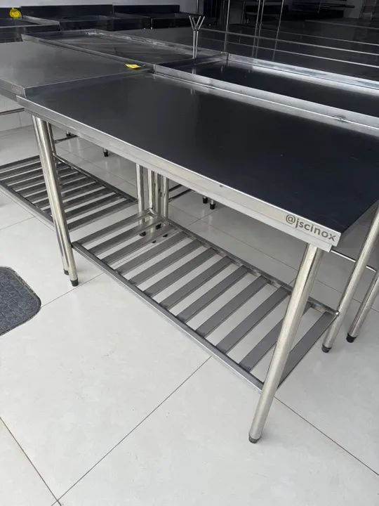 Mesa inox 1.20x0.55 em OFERTA...