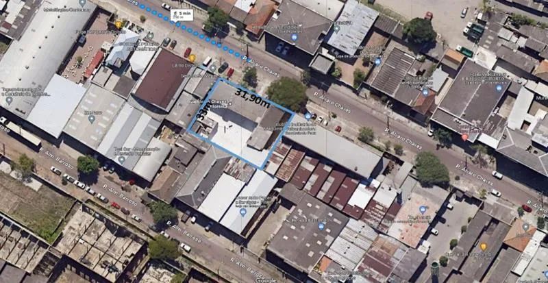 Terreno plano c/ edificações devidamente averbadas, sólidas. Ótimo para atividade comercia - Foto 2
