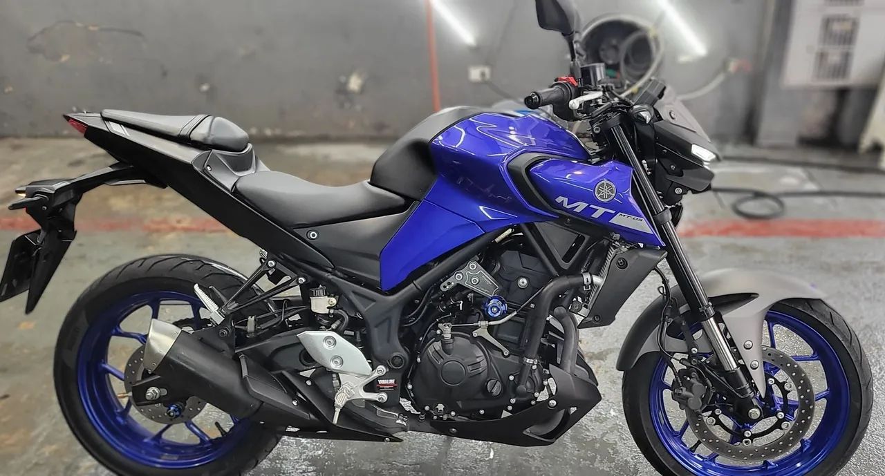 Yamaha MT03  - Foto 8