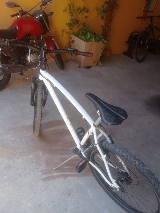 Bicicleta de marcha aro 26 - Foto 3