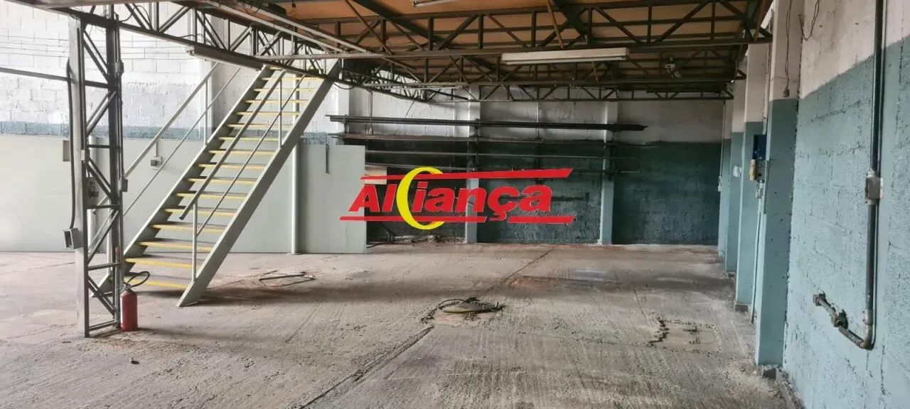Galpão Comercial para alugar, 307m²- Vila Paraíso - próximo a Via Dutra - Guarulhos - R$ 7