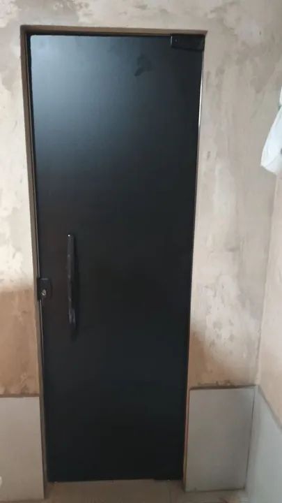 PORTA PARA BANHEIRO JÁ COM PELÍCULA BLACKOUT 