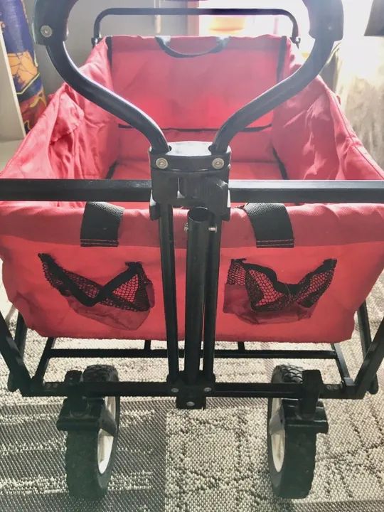 Carrinho Wagon dobrável e suporta até 80kg