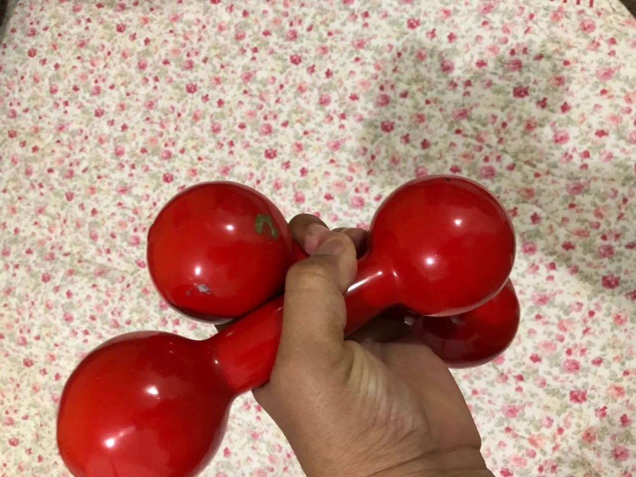 Par de Halteres de Ferro - 2kg cada - Foto 3