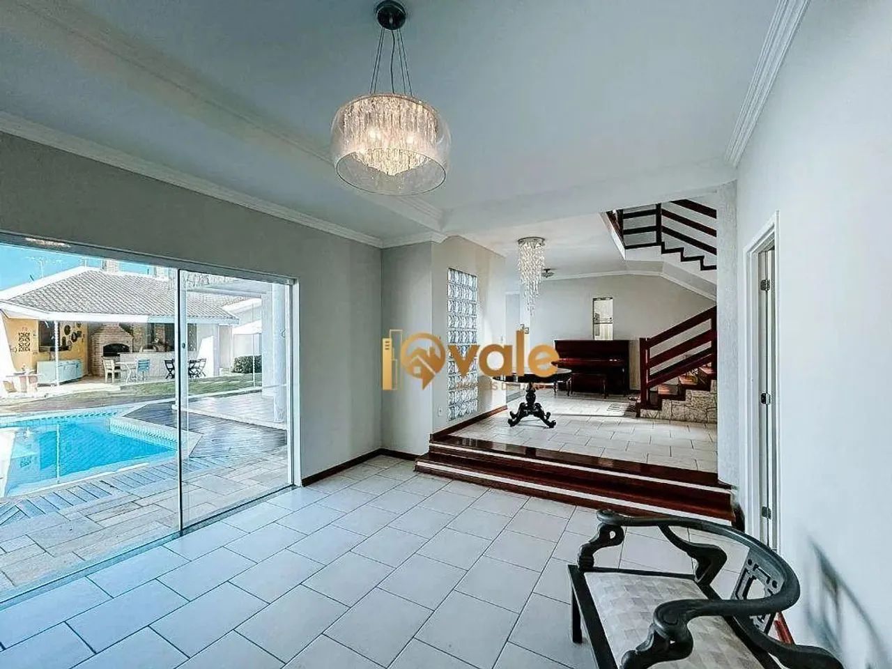 Altos da Serra II à venda com 334 m²