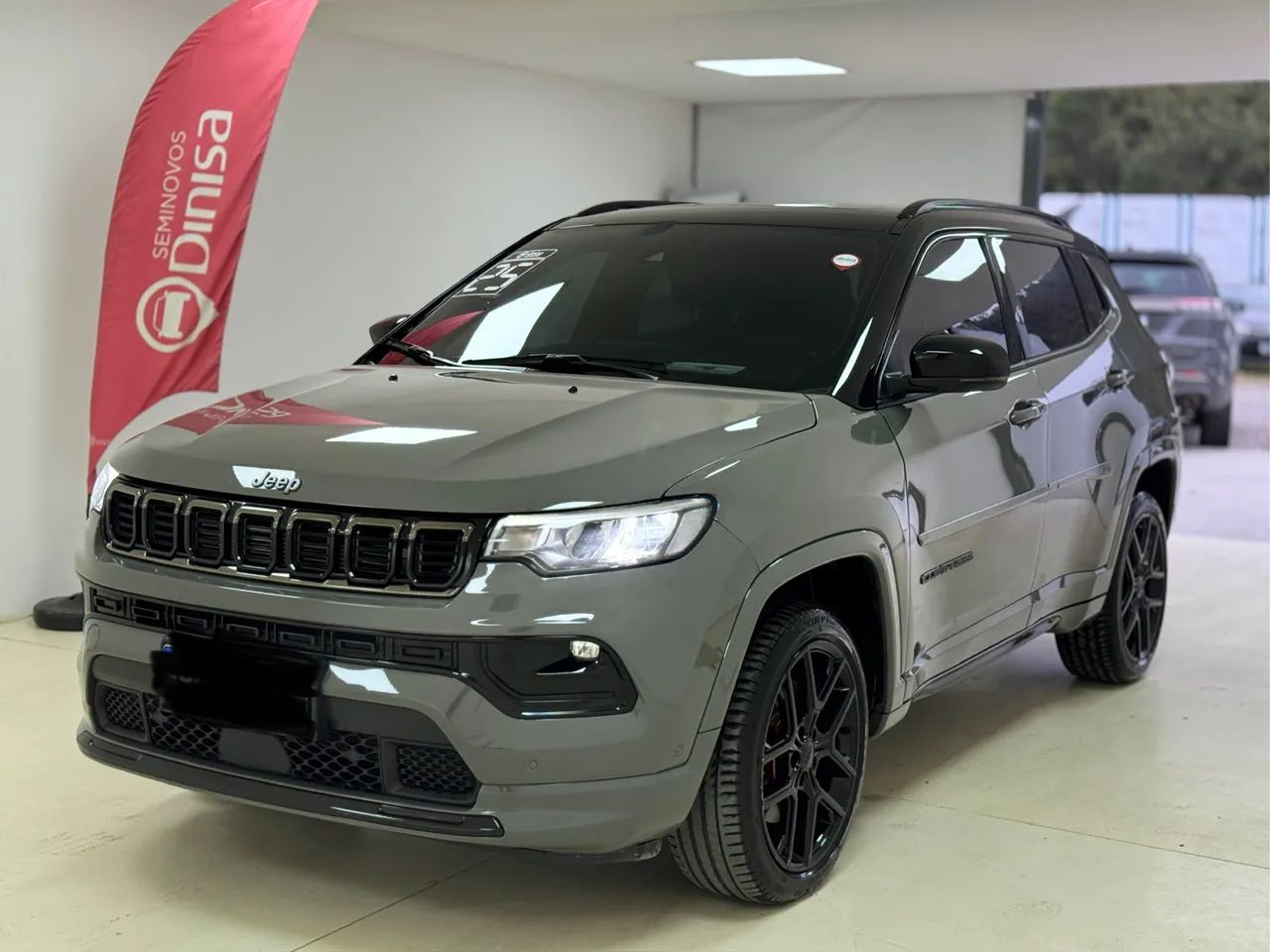 Jeep Compass Black Hurricane 2.0 4X4 TB Aut. 2025 - Foto 2