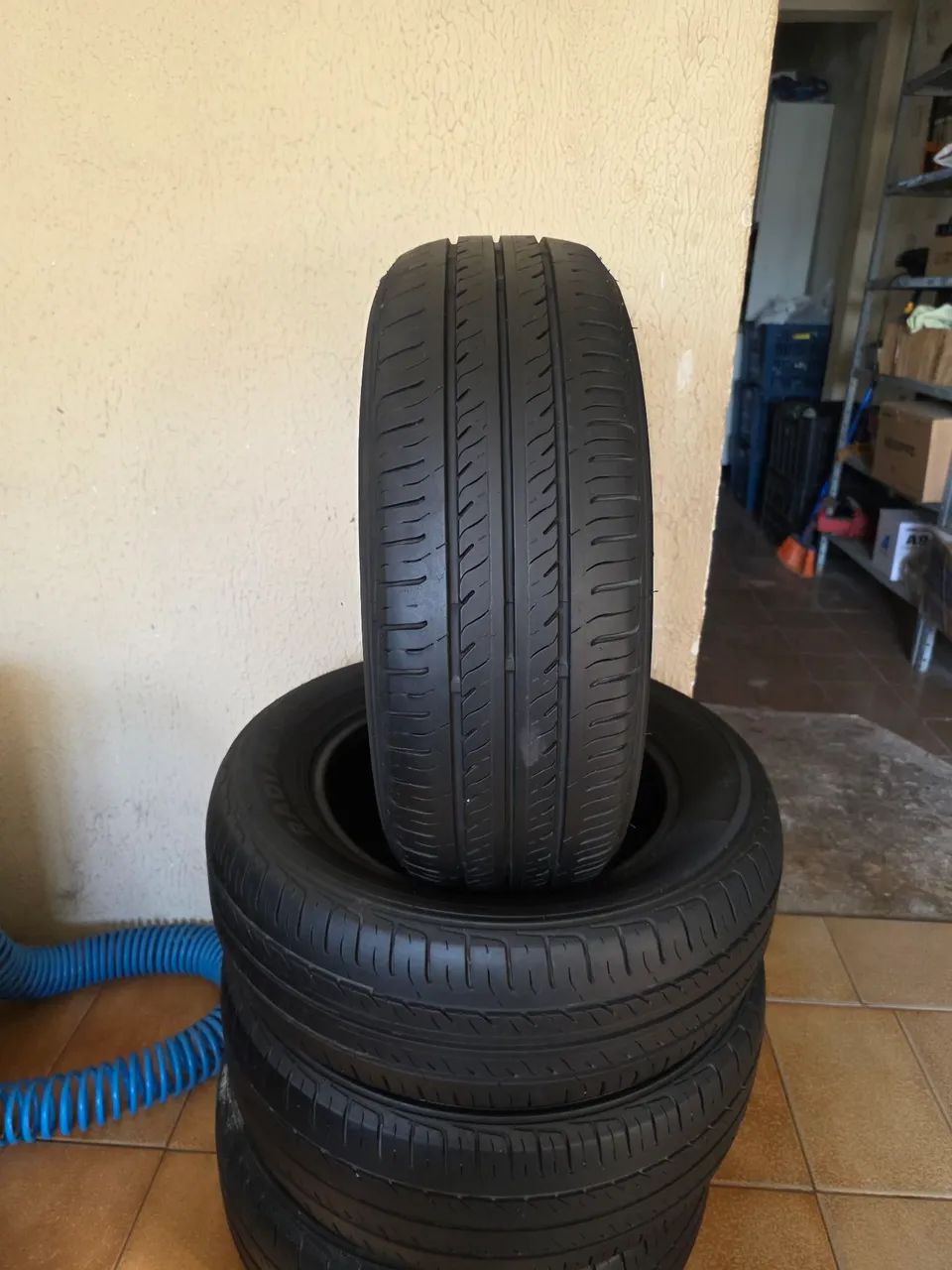 4 Pneus Aro 15 205/60/15 - Foto 2