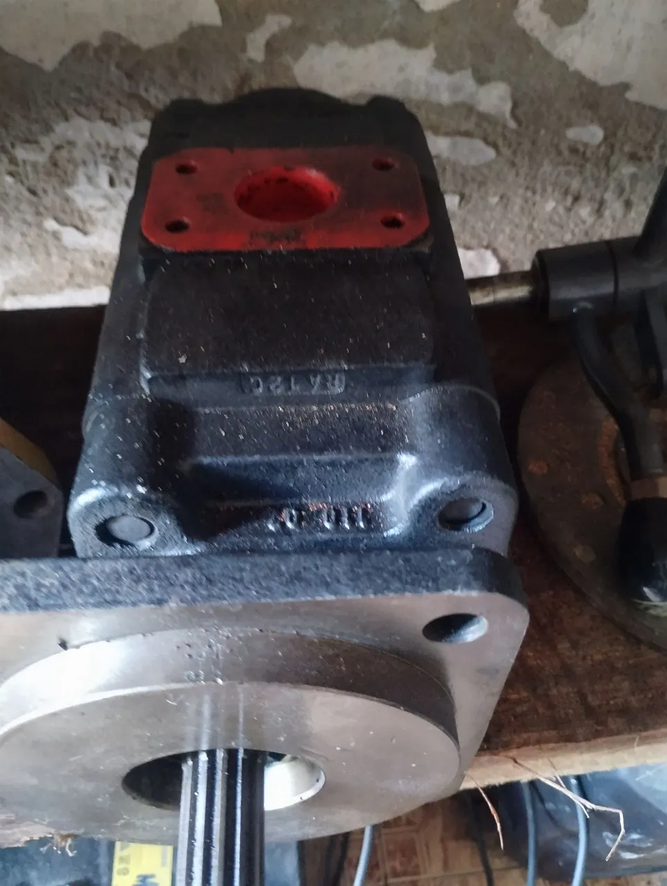 Motor de tração CA 15 e bomba dupla CA 15