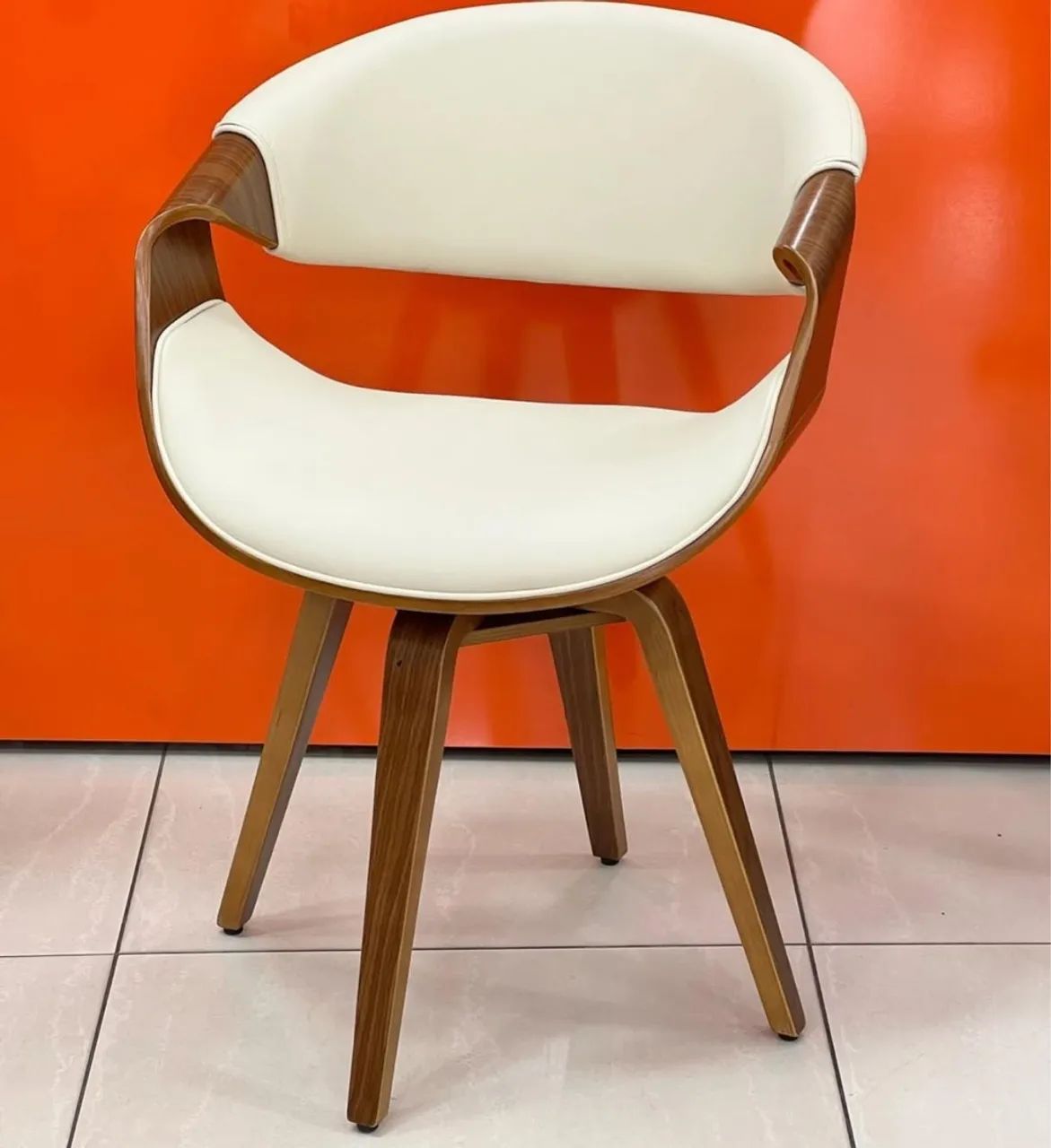 Cadeira Design Moderna com Assento Estofado - Foto 2