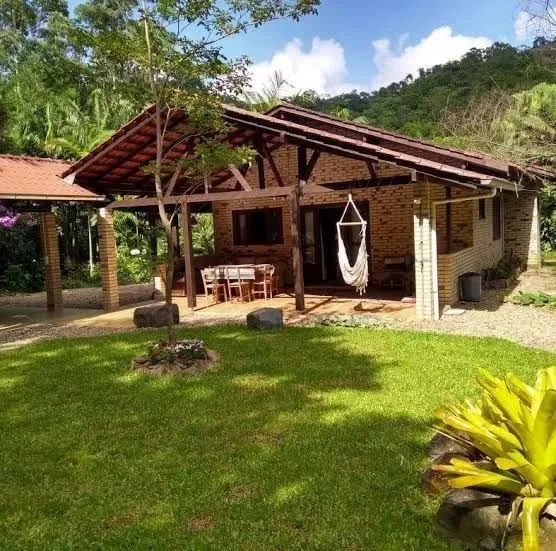 São Roque: Terreno de 1.000m² no condomínio fechado!