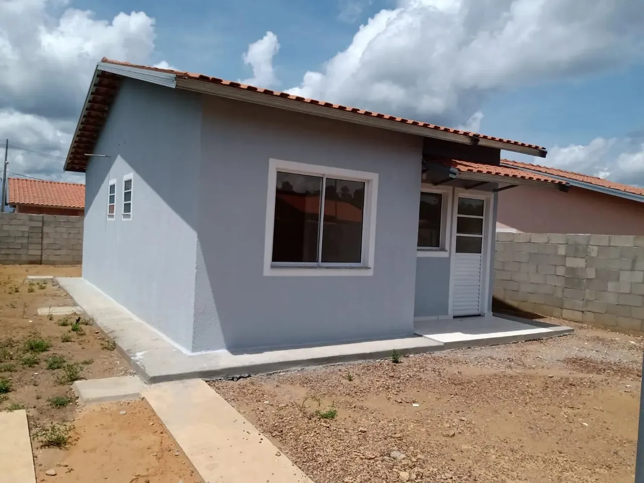 Imóvel para aluguel tem 200 metros quadrados com 2 quartos em Zona Rural - Iranduba - AM