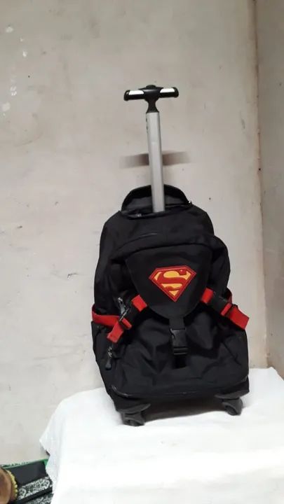 Mochila de rodinhas Superman - Foto 2