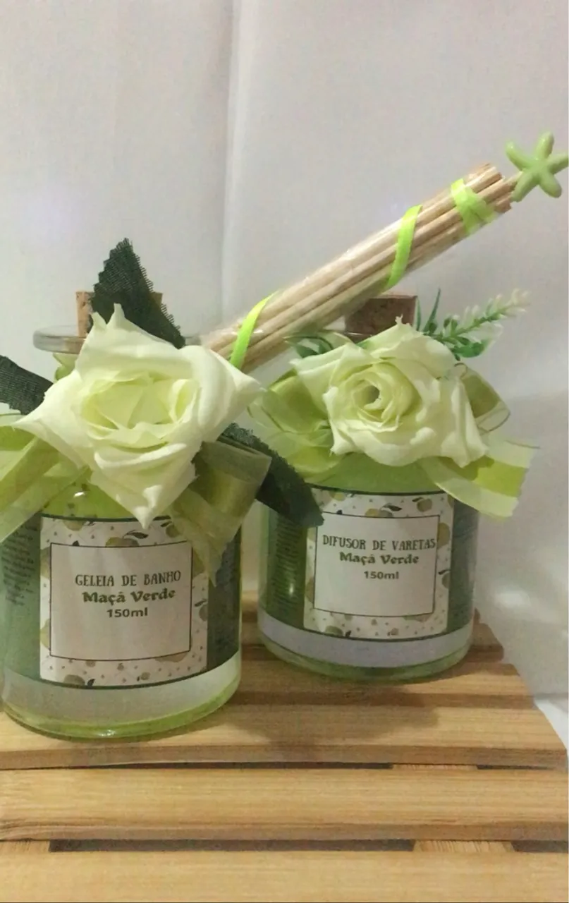 Kit Difusor de Varetas e Geleia de Banho Maçã Verde