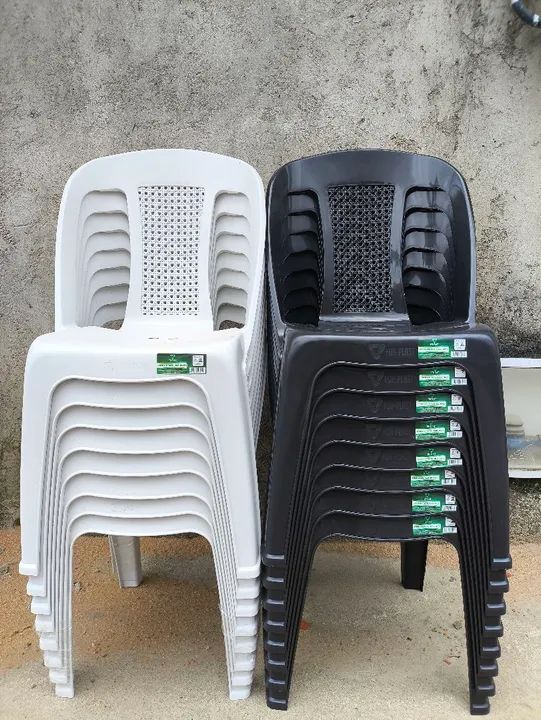Cadeiras Plásticas Empilháveis - Preço Imperdível! - Foto 6