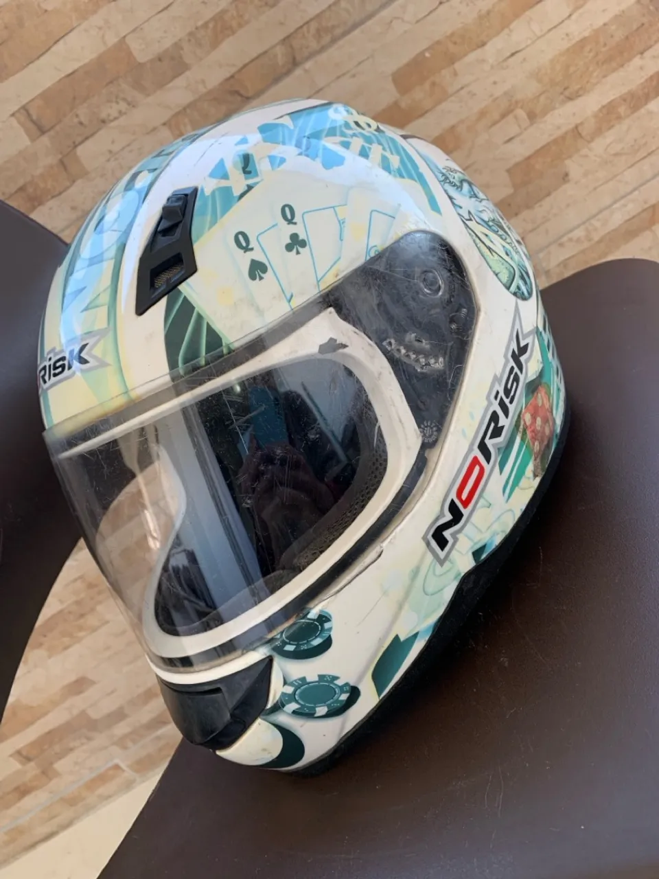 Capacete Norisk Poker
