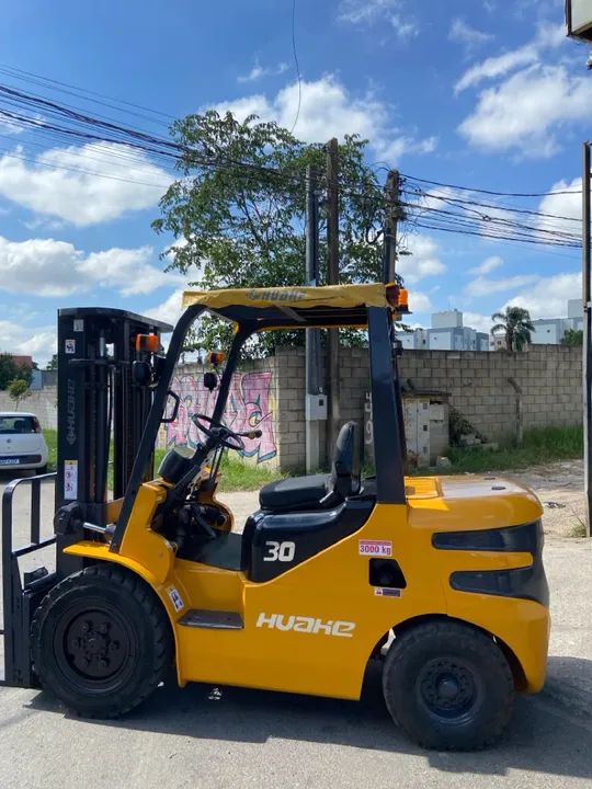 Empilhadeira 3 toneladas - HUAHE - Foto 5