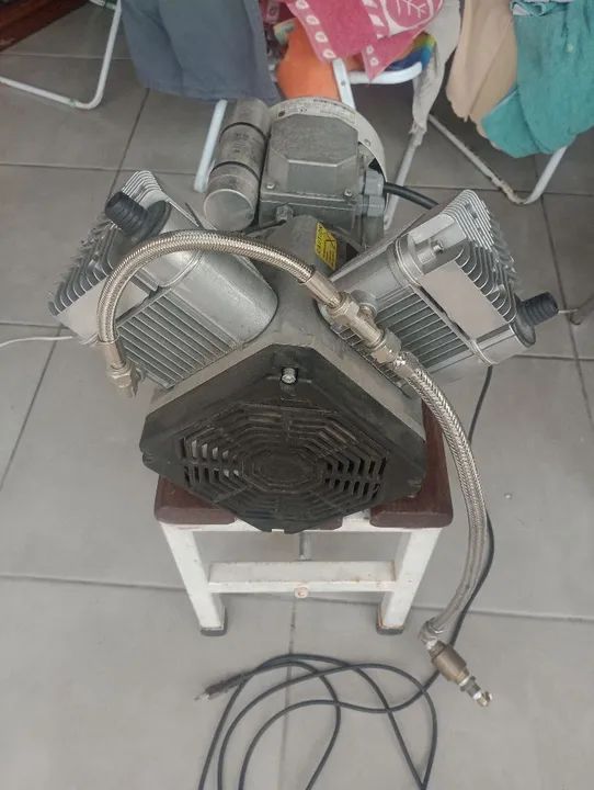 Vendo compressor de ar industrial a seco  - Foto 2