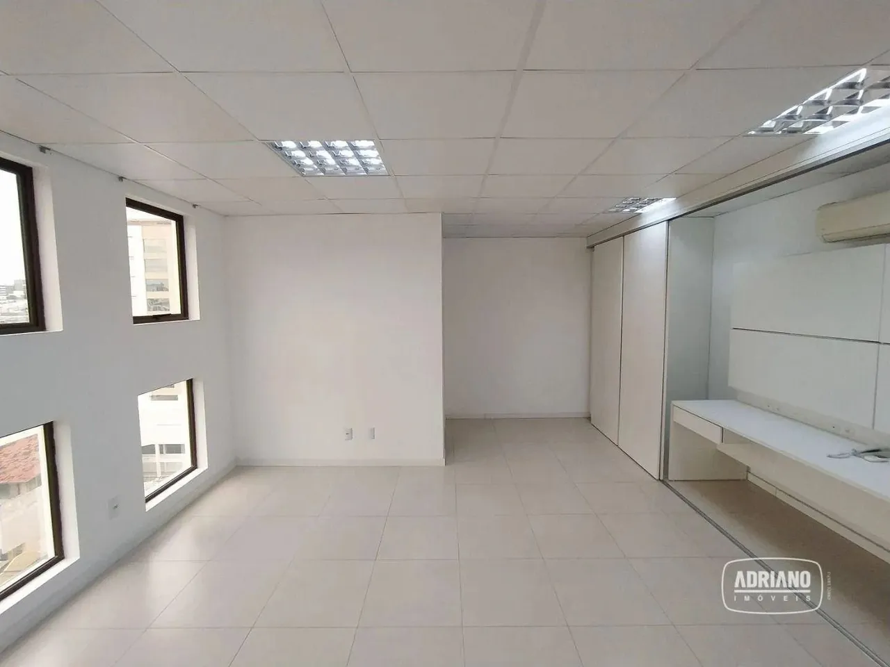 Sala à venda, 31 m² por R$ 195.000,00 - Capoeiras - Florianópolis/SC