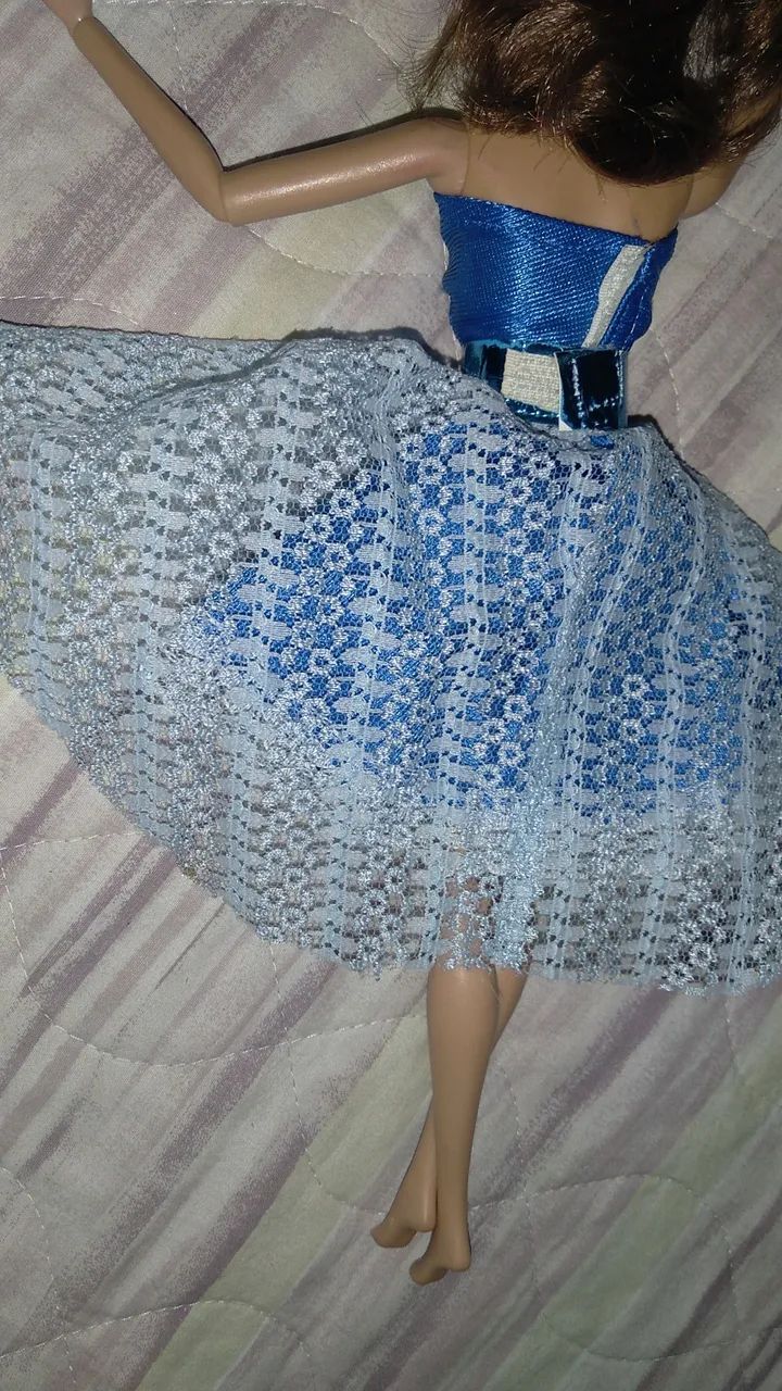 Vestido de boneca azul com detalhes em renda - Foto 5