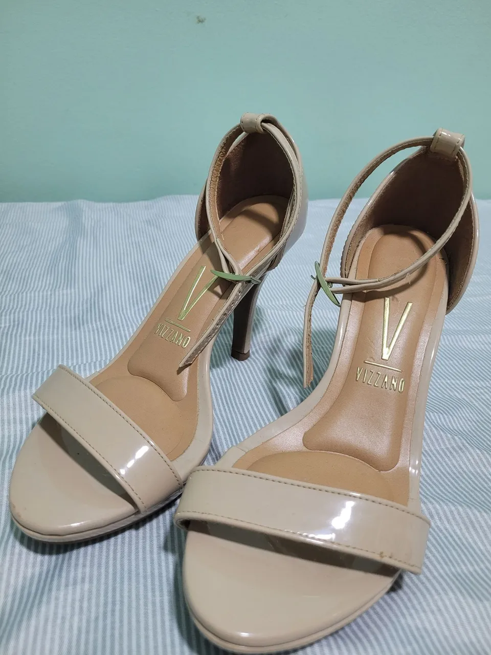 Sandália Vizzano Bege - Elegância e Conforto